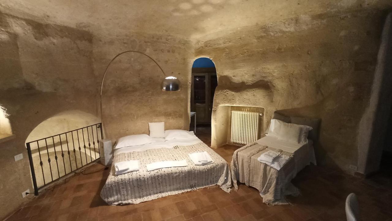 Casa Tudor Art Luxury Rooms Матера Стая снимка