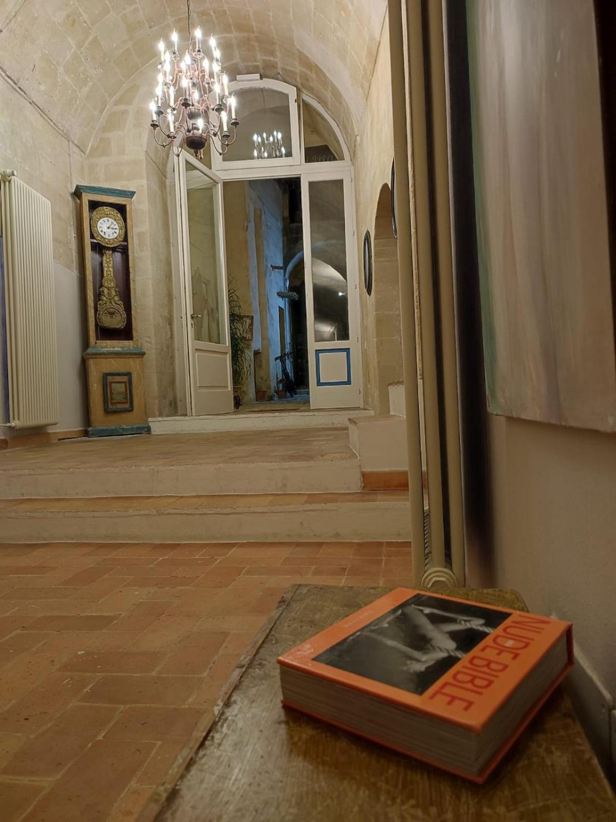 Casa Tudor Art Luxury Rooms Матера Стая снимка